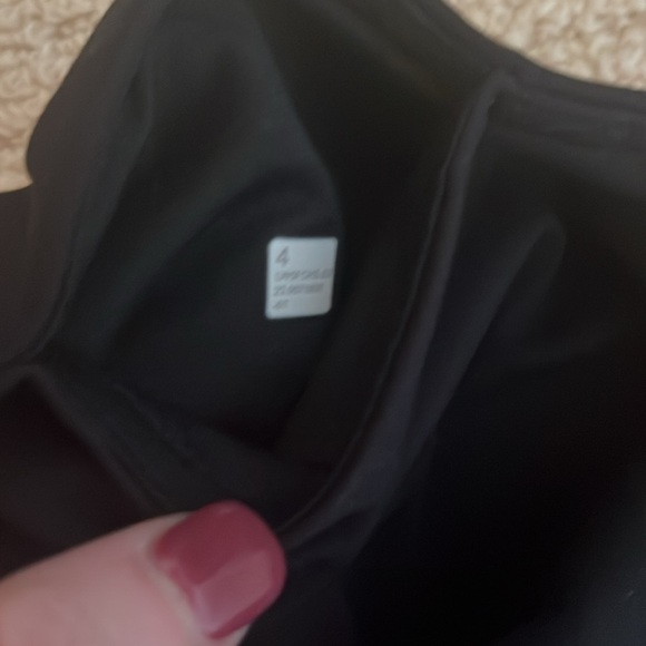 Lululemon flare pants size 4 - Picture 2 of 3